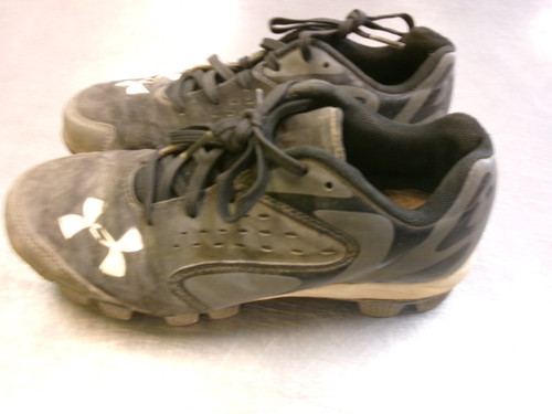 Vist Large View of Product Image Which is Used Under Armour BASEBALL BB/SB Cleats Black Junior 04.5