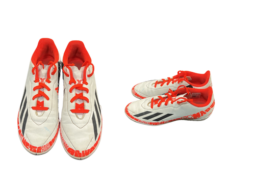 Vist Large View of Product Image Which is Used Adidas Soccer Indoor Shoes White Senior 5.5