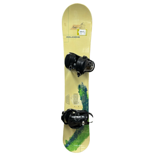 Vist Large View of Product Image Which is Used Avalanche SPECIAL Mens Board/Bindings Yellow 152 cm Pre-owned Avalanche men's snowboard, 152cm, featuring a yellow colorway and including bindings. This board is in good condition and prepared for immediate use on the slopes.