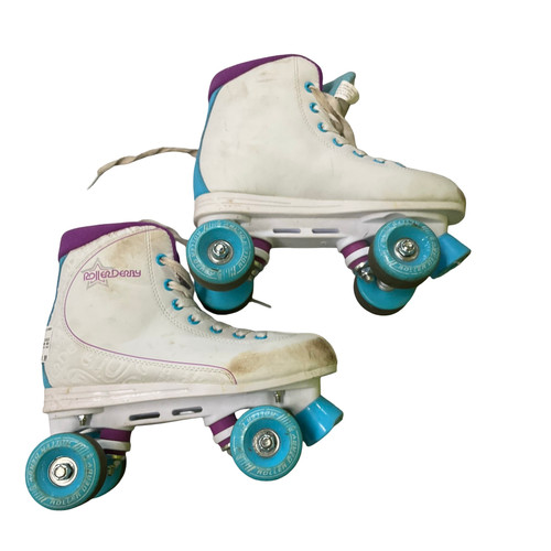 Vist Large View of Product Image Which is Used RollerDerby ROLLER STAR 600 Senior Roller Quad Skates White Senior 7