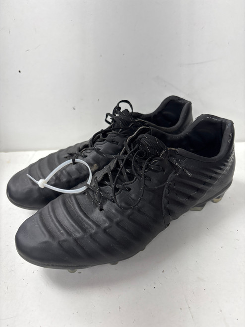 Vist Large View of Product Image Which is Used Nike TIEMPO Soccer Cleats Black Senior 9.5