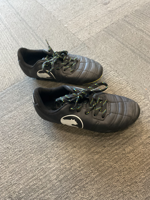 Vist Large View of Product Image Which is Used PROCAT CLEATS Soccer Cleats Black Youth 13.0