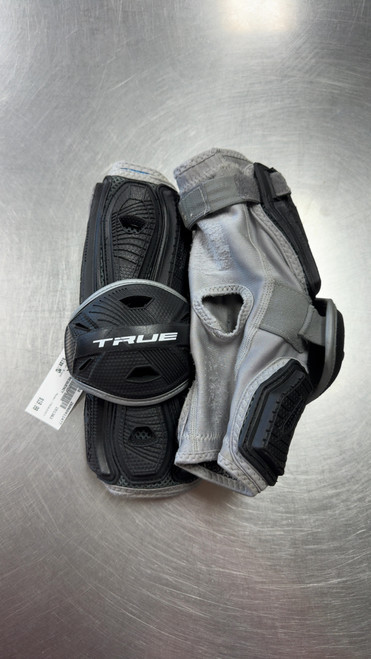 Vist Large View of Product Image Which is Used True FREQUENCY Lacrosse Arm Pads/Guards Black MD