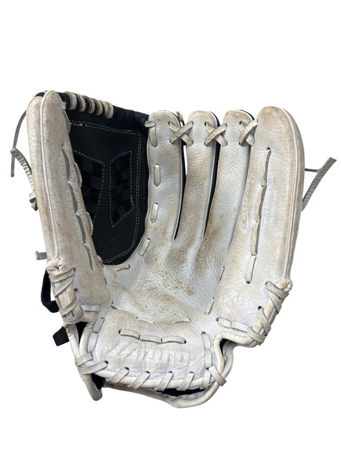 Vist Large View of Product Image Which is Used Mizuno SUPREME 12.5IN RH Throw Fastpitch Gloves Black 12 1/2"