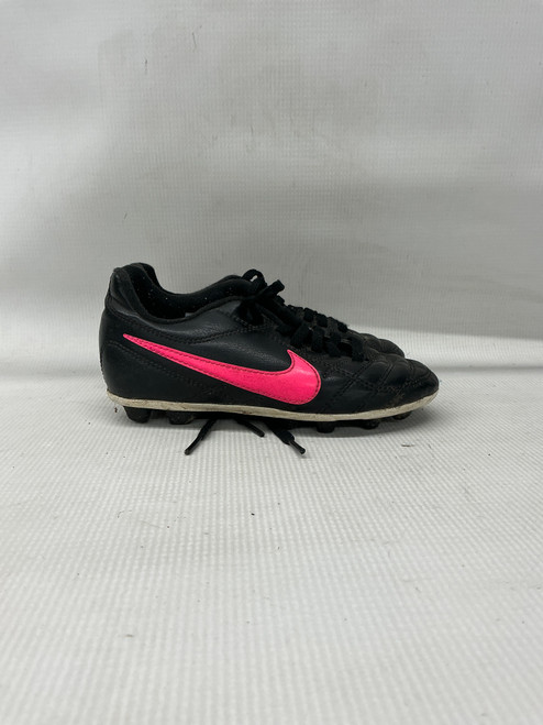 Vist Large View of Product Image Which is Used Adidas Soccer Cleats Black Youth 11.0
