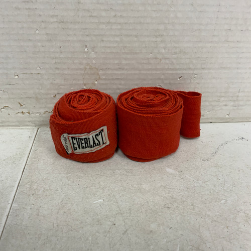 Vist Large View of Product Image Which is Used Everlast Boxing Accessory Red