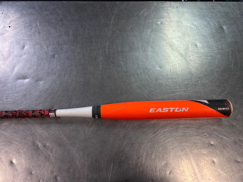 Vist Large View of Product Image Which is Used Easton MAKO BB/SB USA 2 1/4 Bat 31"
