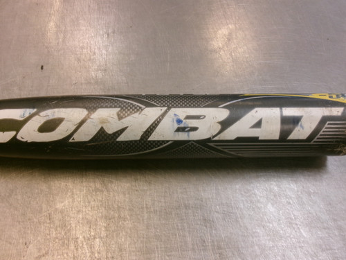 Vist Large View of Product Image Which is Used Combat PG4 SL BB/SB USSSA 2 5/8 Bat 32"