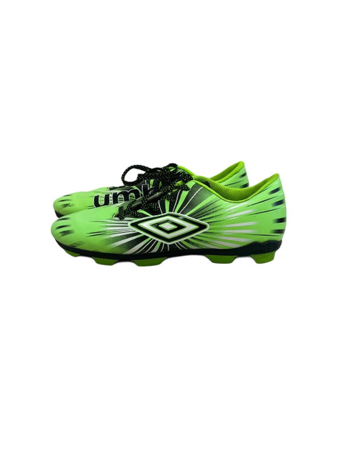 Vist Large View of Product Image Which is Used Umbro Jr 3.5 Soccer Cleats