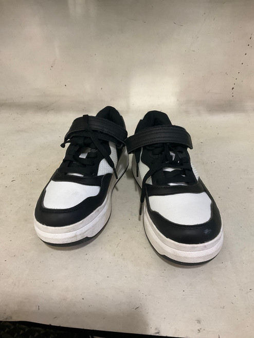 Vist Large View of Product Image Which is Used And1 Basketball Shoes Y Black Senior 5