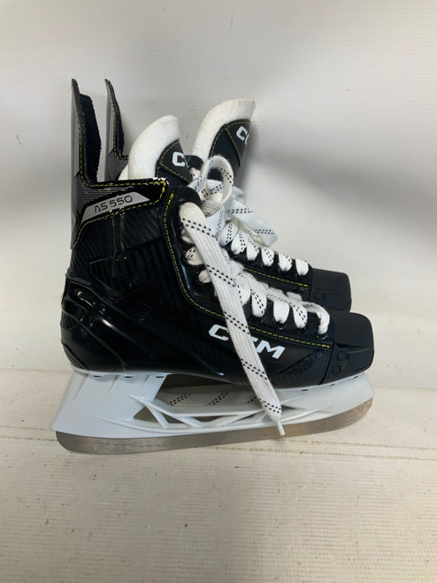 Vist Large View of Product Image Which is Used CCM TACKS AS 550 Intermediate Hockey Skate Intermediate 6.0