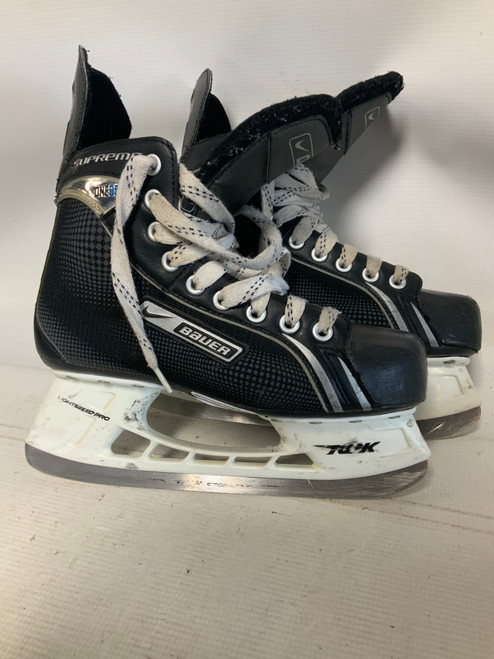 Vist Large View of Product Image Which is Used Bauer SUPREME ONE.05 Intermediate Hockey Skate Intermediate 6.0