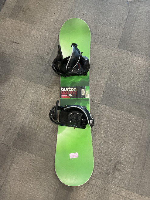 Vist Large View of Product Image Which is Used Burton GREEN SNOWBOARD Boys Board/Binding Green 130 cm