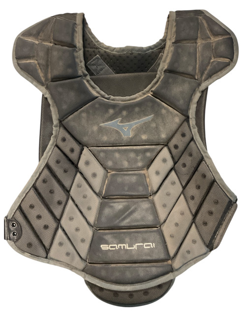 Vist Large View of Product Image Which is Used Mizuno SAMURAI Catchers Chest Protector None Adult