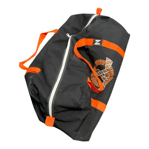 Vist Large View of Product Image Which is Used Jr Hockey Carry Black
