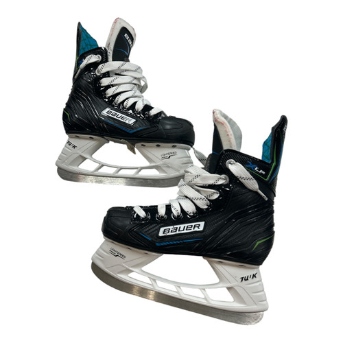 Vist Large View of Product Image Which is Used Bauer XLP JR 1 SKATES Junior Hockey Skate Junior 01