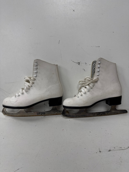 Vist Large View of Product Image Which is Used CCM COMPETITOR WomensFigure Skate White Senior 7