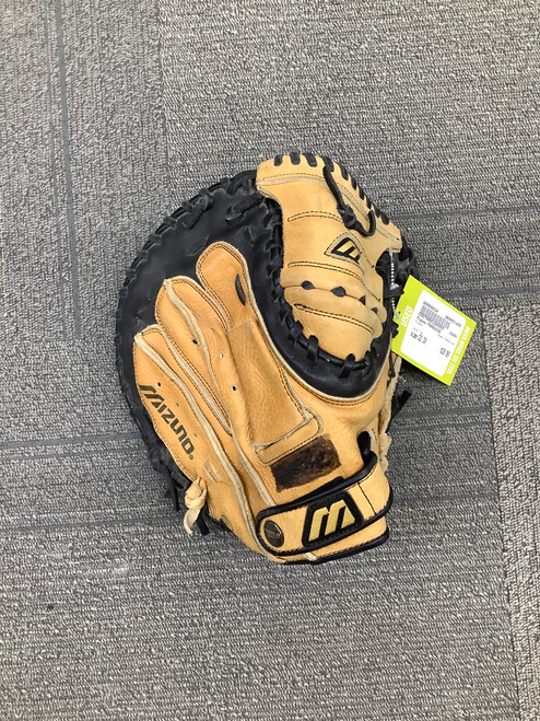Vist Large View of Product Image Which is Used Mizuno FRANCHISE BB/SB Catchers RH Throw Tan 33"