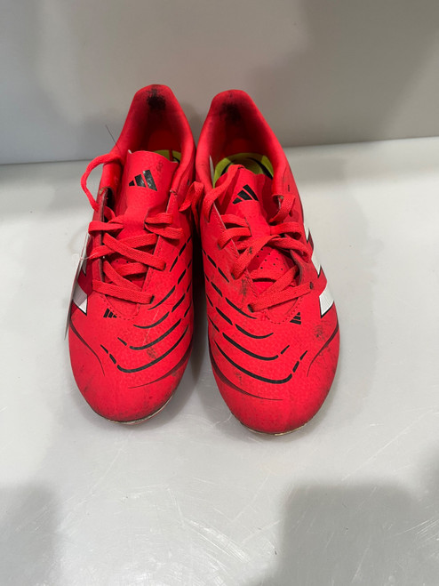 Vist Large View of Product Image Which is Soccer Cleats