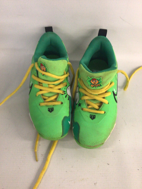 Vist Large View of Product Image Which is Used Nike TROUT GREEN BB/SB Cleats Green Junior 01.5