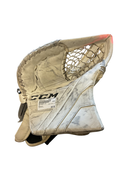 Vist Large View of Product Image Which is Used CCM AXIS 1.9 Inter Goalie Catcher White