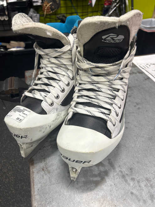 Vist Large View of Product Image Which is Used Bauer R4000 Senior Hockey Skate Senior 11.5