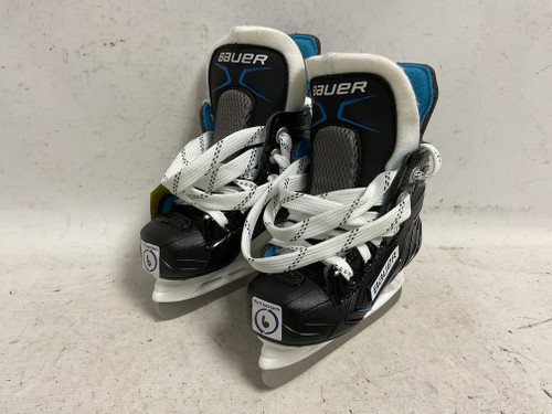 Vist Large View of Product Image Which is Used Bauer XLP Youth Hockey Skate Youth 06.0
