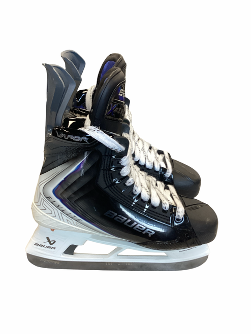 Vist Large View of Product Image Which is Used Bauer FLYLITE SIZE 7 FIT 2 Senior Hockey Skate