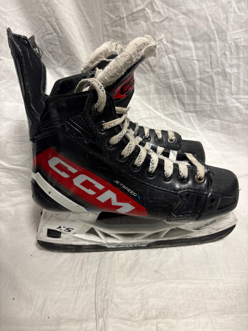 Vist Large View of Product Image Which is Used CCM SHOCK Junior Hockey Skate Junior 05