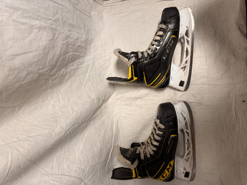 Vist Large View of Product Image Which is Used CCM TACKS 9380 Junior Hockey Skate Junior 04