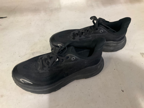 Vist Large View of Product Image Which is Used Hoka Running/X-Train Shoes Y