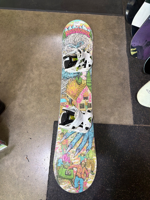 Vist Large View of Product Image Which is Used Rossignol ALIAS Mens Board/Bindings White 135 cm