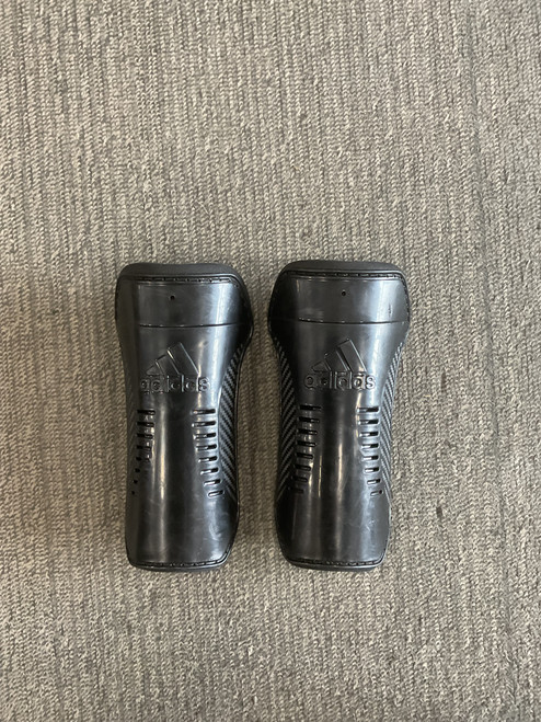 Vist Large View of Product Image Which is Used Adidas Soccer Shin Guards Youth Black MD