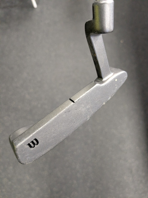 Vist Large View of Product Image Which is Used Wilson HARMONIZED 001 Mens Putter RH