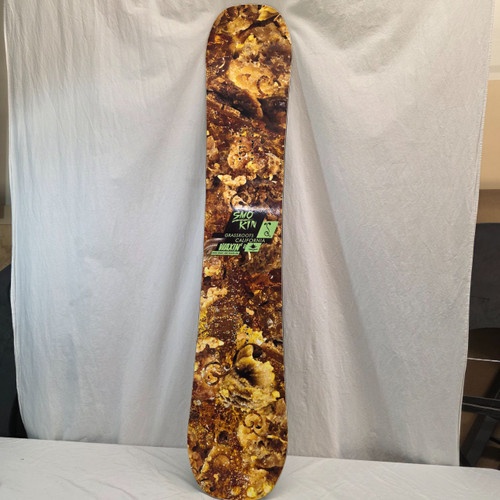 Vist Large View of Product Image Which is Used SMOKIN WAXIN Mens Snowboard Only Gold 155 cm
