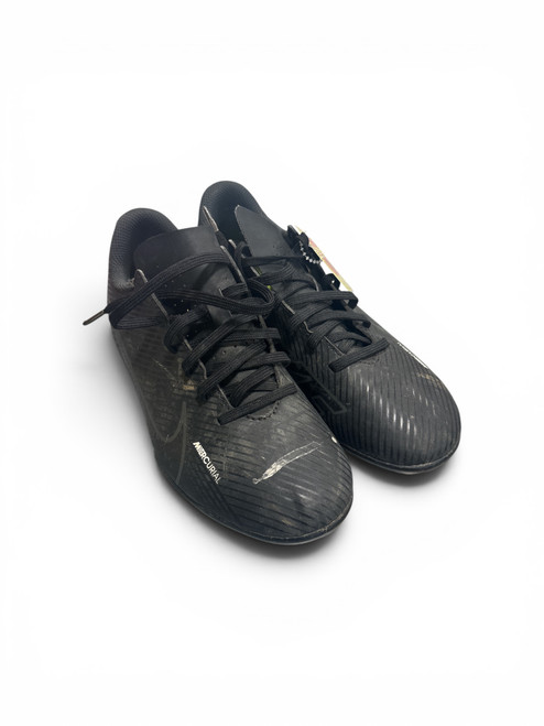 Vist Large View of Product Image Which is Used Nike Soccer Cleats Black Junior 03.5