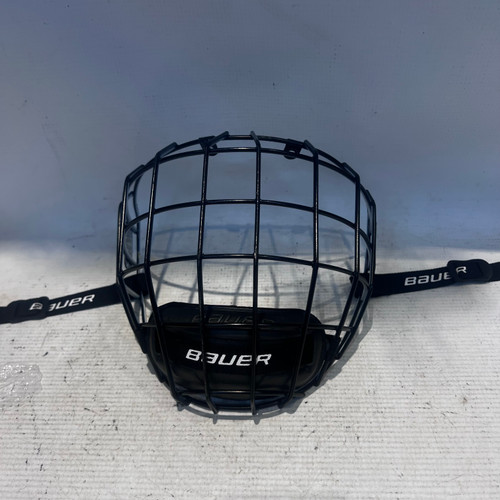 Vist Large View of Product Image Which is Used Bauer Hockey Full Visor SM