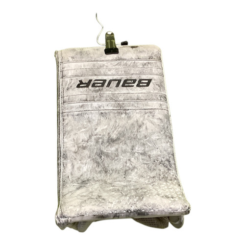 Vist Large View of Product Image Which is Used Bauer GSX Junior Goalie Blocker White