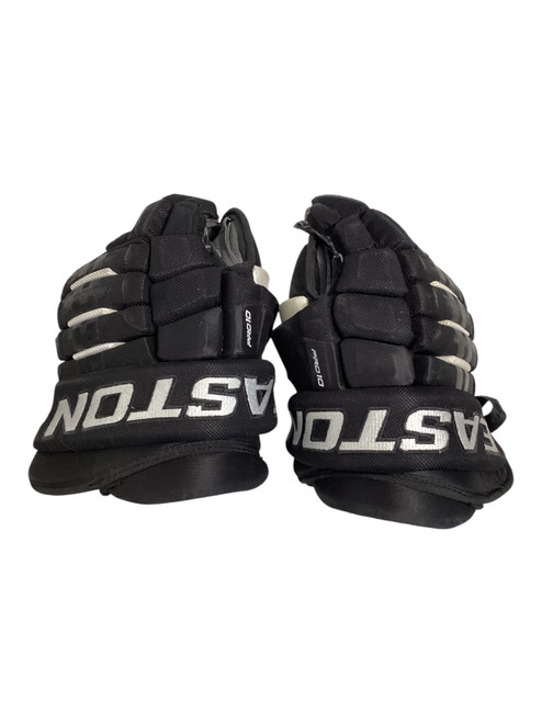 Vist Large View of Product Image Which is Used Easton PRO10 Junior Gloves Black 10"