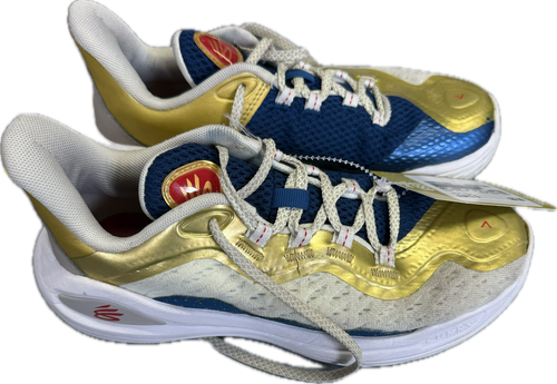 Vist Large View of Product Image Which is Used Under Armour STEPH CURRY Basketball Shoes Y Gold Senior 6