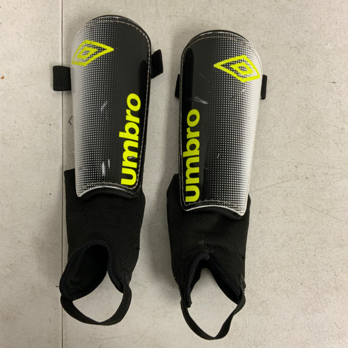 Vist Large View of Product Image Which is Used Umbro Soccer Shin Guards Youth Black Youth
