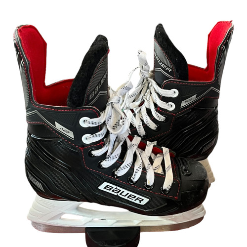 Vist Large View of Product Image Which is Used Bauer NS Junior Hockey Skate Junior 02