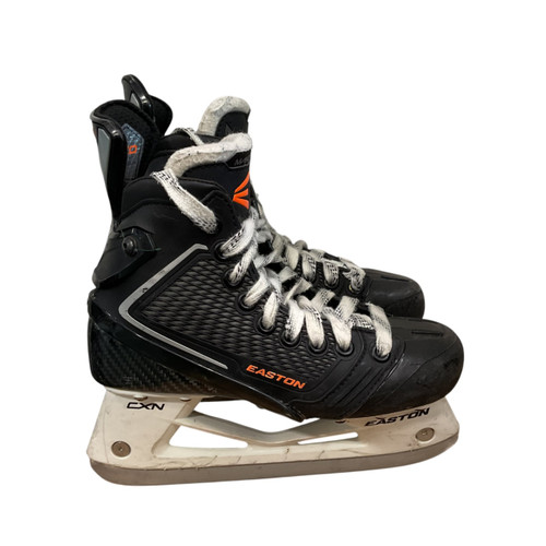 Vist Large View of Product Image Which is Used Easton MAKO Junior Hockey Skate Junior 03.5