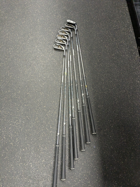 Vist Large View of Product Image Which is Used Taylormade TOUR PREFERRED Mens Iron Set RH 4I-PW