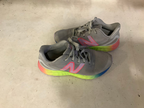 Vist Large View of Product Image Which is Used New Balance Running/X-Train Shoes Y