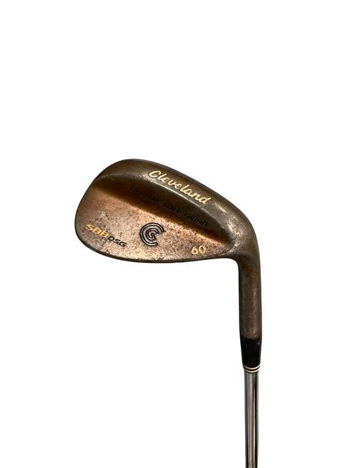 Vist Large View of Product Image Which is Used Cleveland 588 DSG Golf Chipper Mens RH 60 Degree
