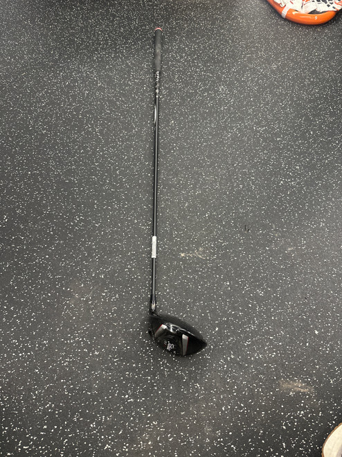Vist Large View of Product Image Which is Used Titleist 913D2 Mens Driver RH 9.5 Degree