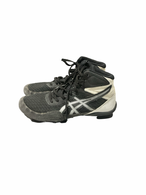 Vist Large View of Product Image Which is Used Asics Wrestling Shoes Black Junior 03.5