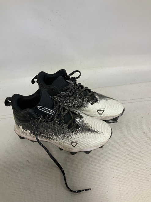 Vist Large View of Product Image Which is Used Under Armour Jr FB Cleats Black Junior 04.5