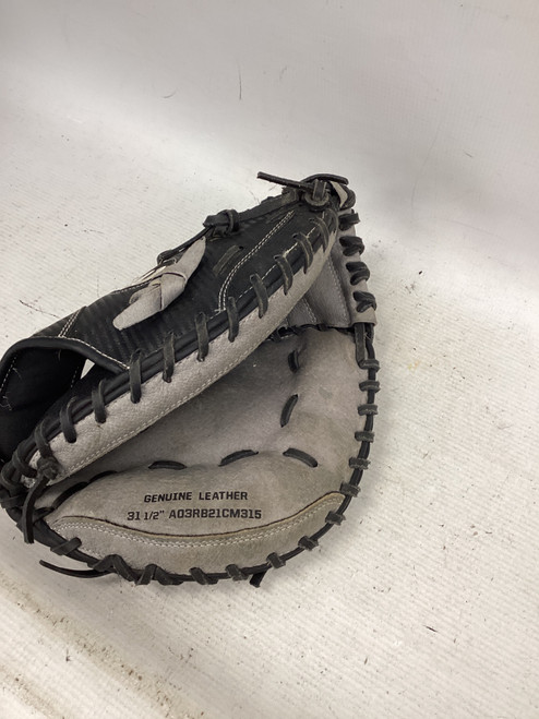 Vist Large View of Product Image Which is Used Wilson A360 BB/SB Catchers RH Throw Grey 31 1/2"